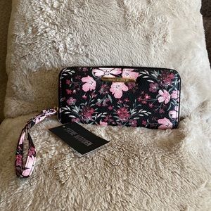 Steve Madden Black Floral wallet/wristlet